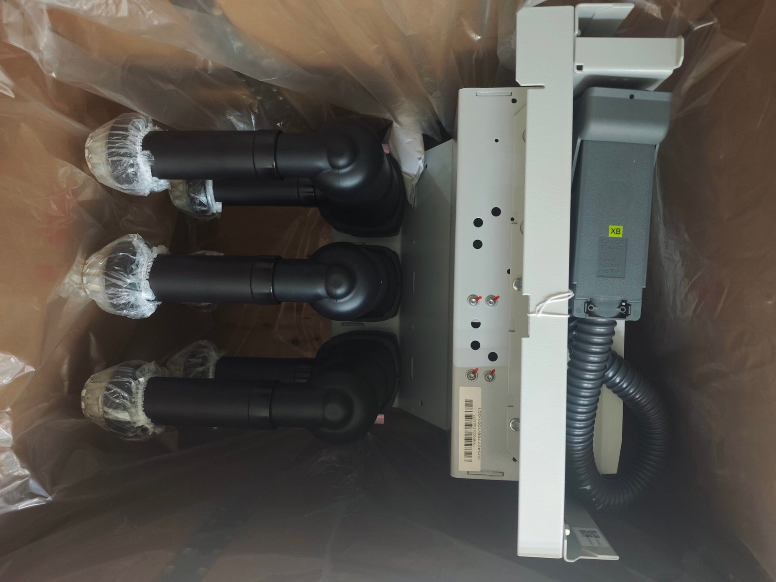 ABB high-voltage vacuum circuit breaker VD4P 12.06.32 P150 (HE) 220NST 51000431 - Image 2