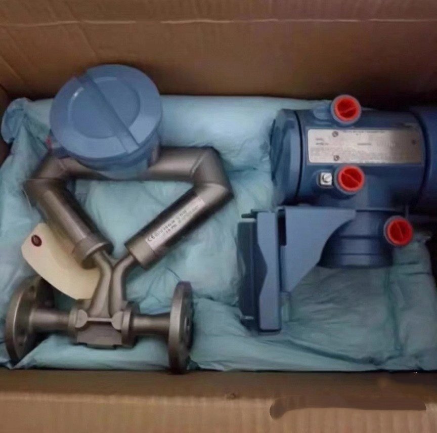 Emerson Micro Motion CMF100 Coriolis flow and density meters - Image 4