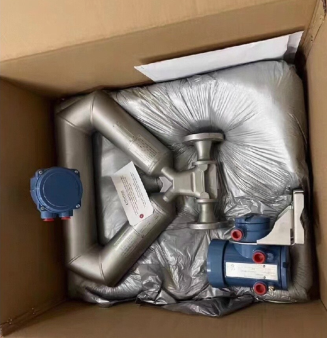 Emerson Micro Motion CMF100 Coriolis flow and density meters - Image 3